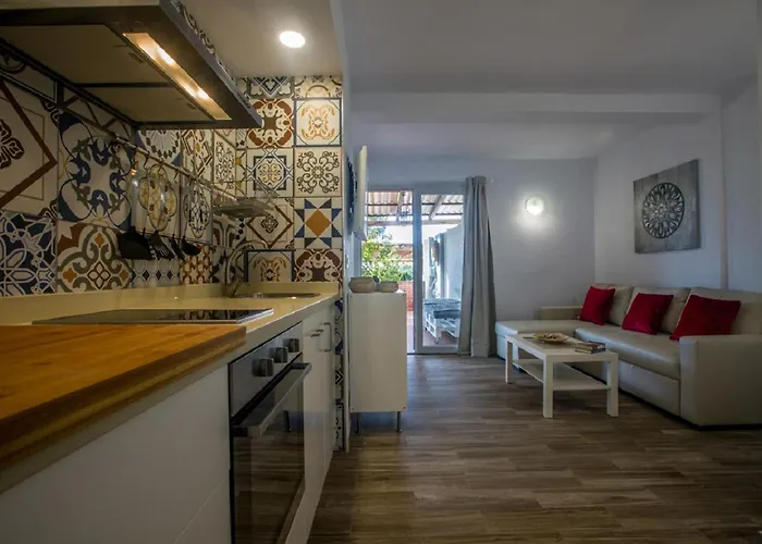 La Casa De Algarbes
